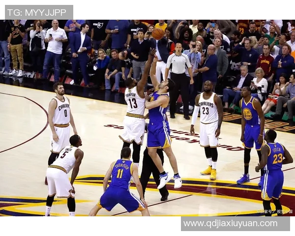 勇士与骑士2017年12月6日激战回顾球场上的巅峰对决再现辉煌时刻